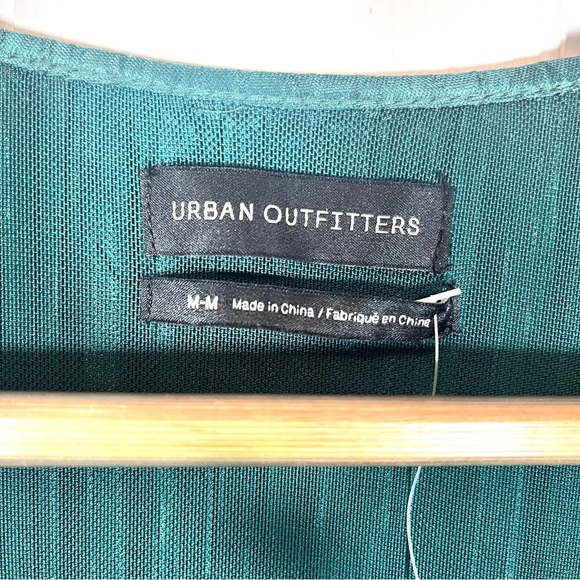 Wicked NWT UO Miranda Metallic Pleated Emerald Green Midi Dress Size Medium - Picture 11 of 12